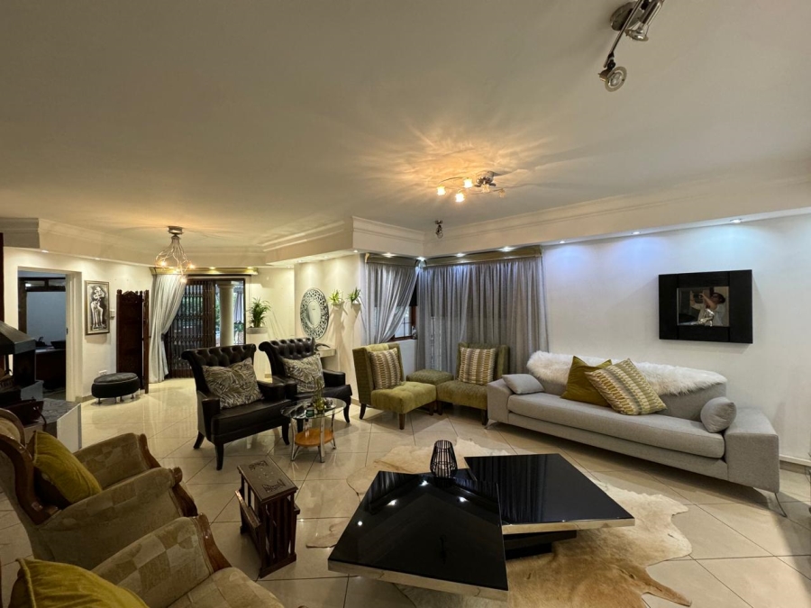5 Bedroom Property for Sale in Birdwood Estate North West